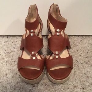 Brown wedges